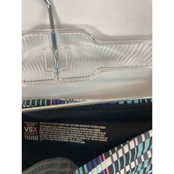 VSX Sport Knockout Crop Leggings Size Small Geo Pattern - Picture 3 of 6